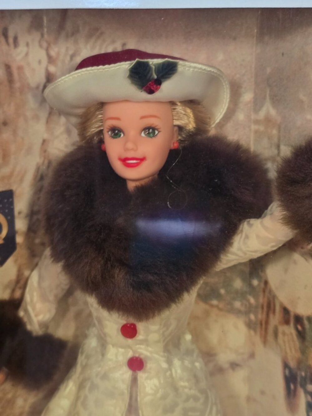 1995 Hallmark Special Edition Holiday Memories Barbie Mattel Doll #14106 - Picture 3 of 8